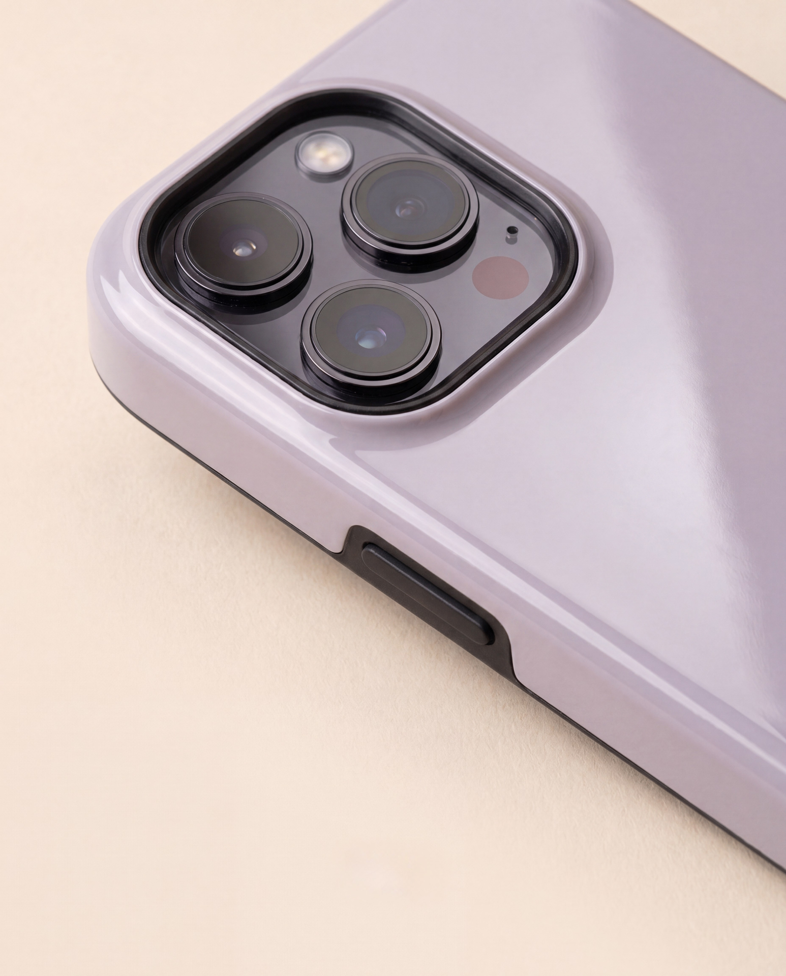 HIBA Lavender Haze iPhone case feature details